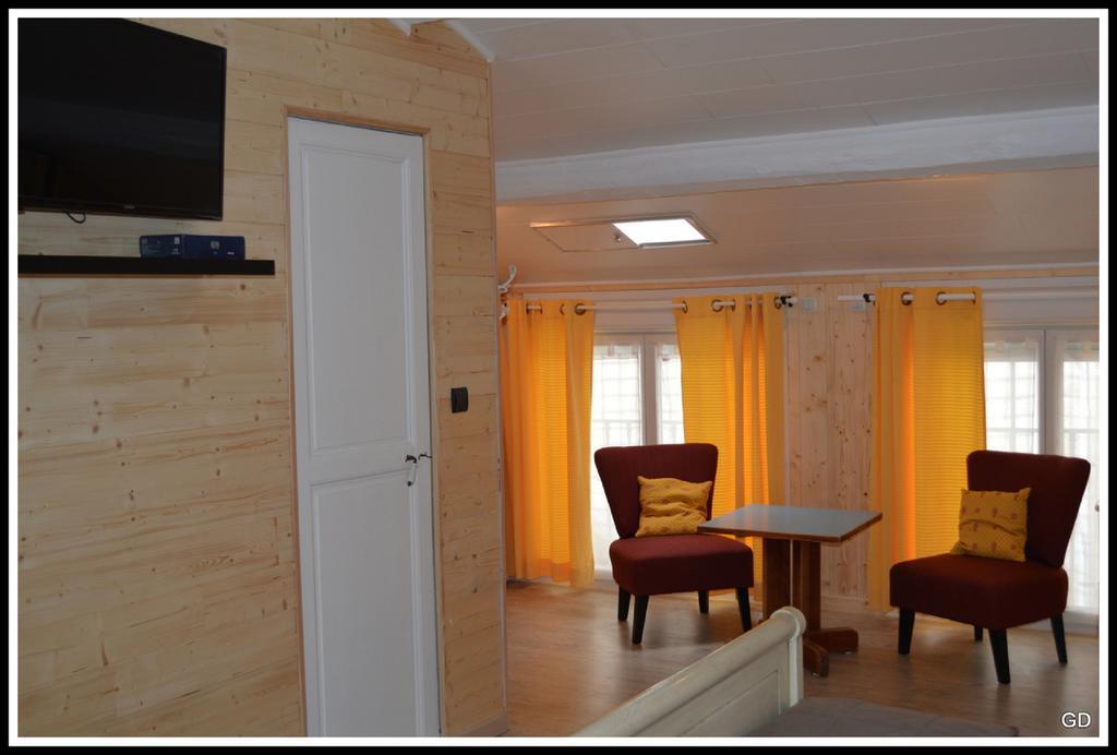 Duplex - Confort & Charme Μπεζιέ Εξωτερικό φωτογραφία